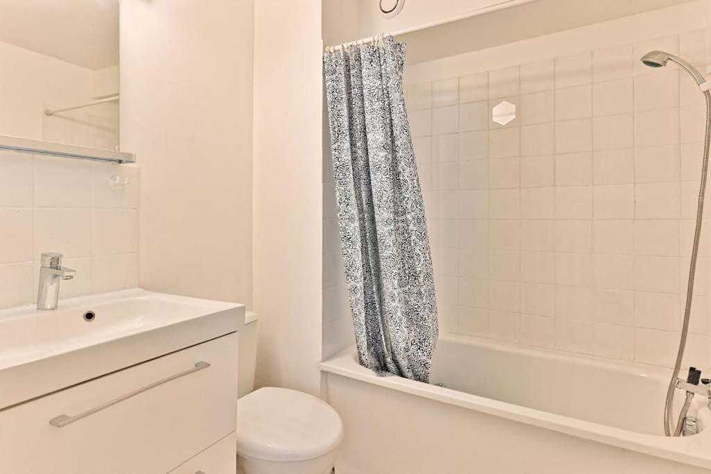 Appartement Proche Canal Saint Martin Paříž Exteriér fotografie