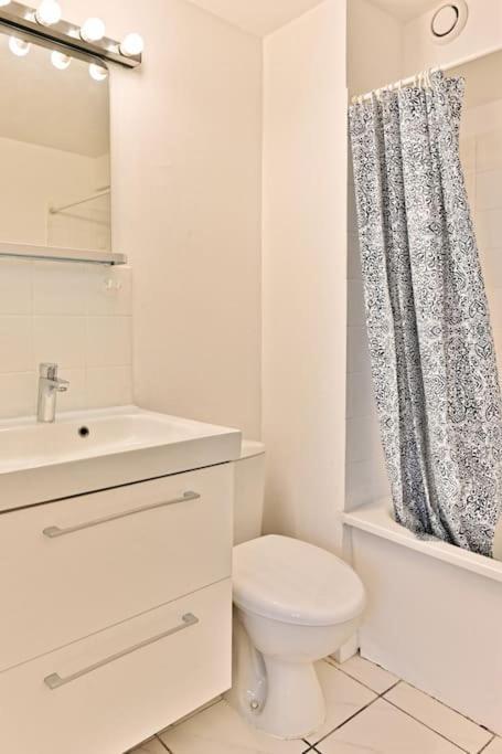 Appartement Proche Canal Saint Martin Paříž Exteriér fotografie